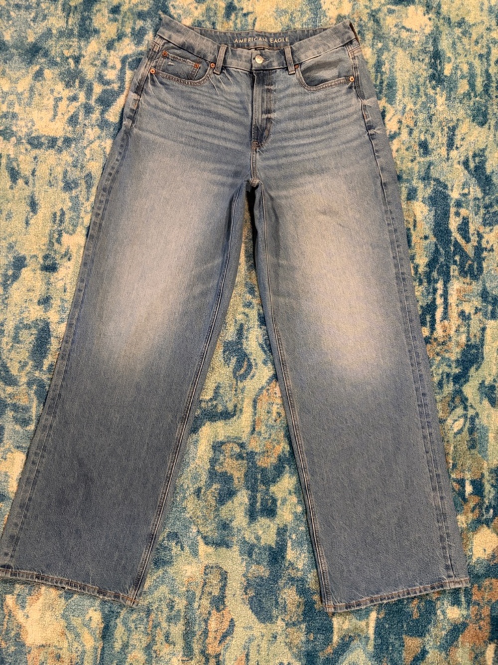 American Eagle Curvy Super High-Rise Baggy Straight